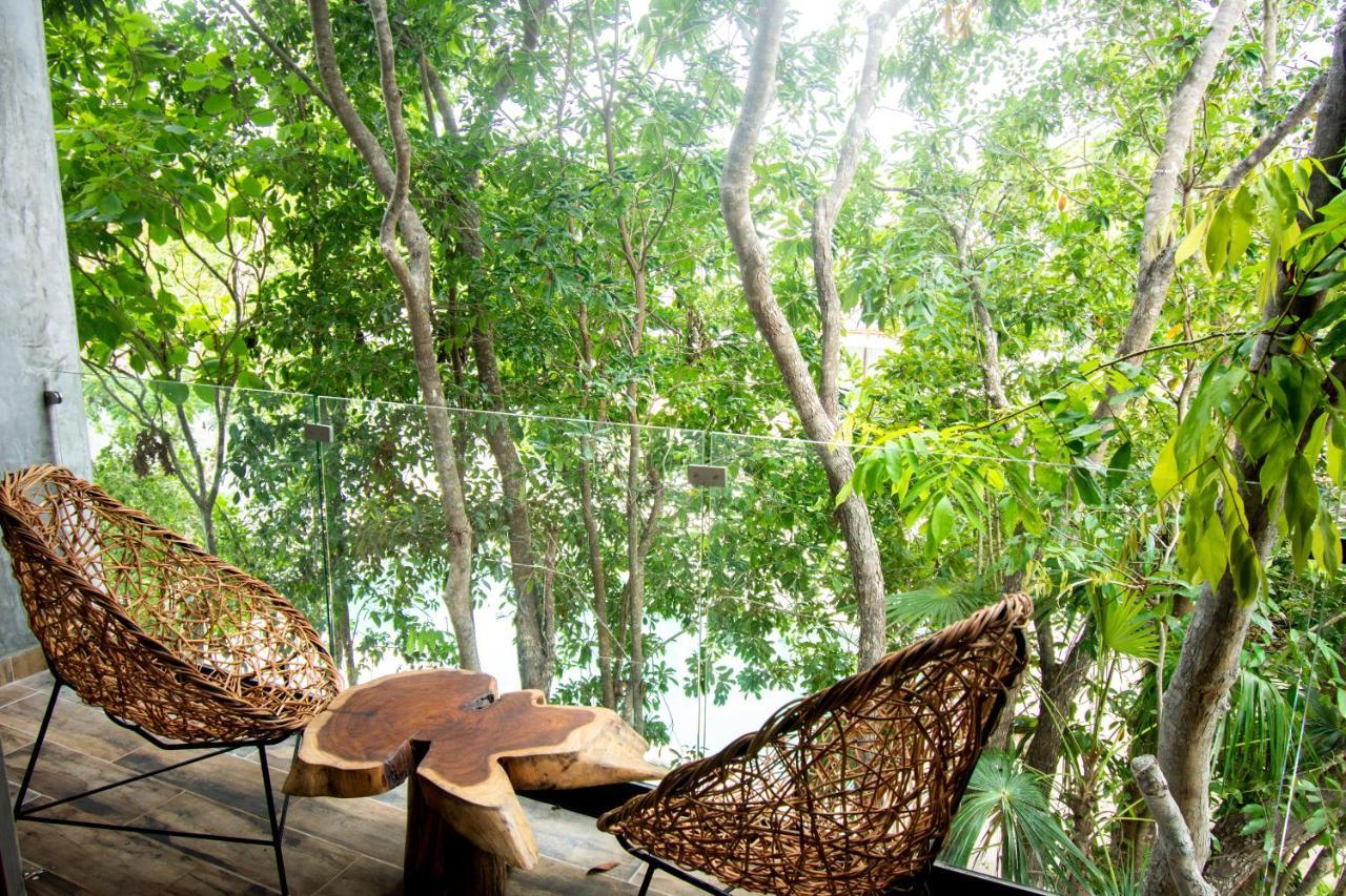 Hotel Casa Tortuga Tulum - Cenotes Park Inclusive ภายนอก รูปภาพ The interior of the house