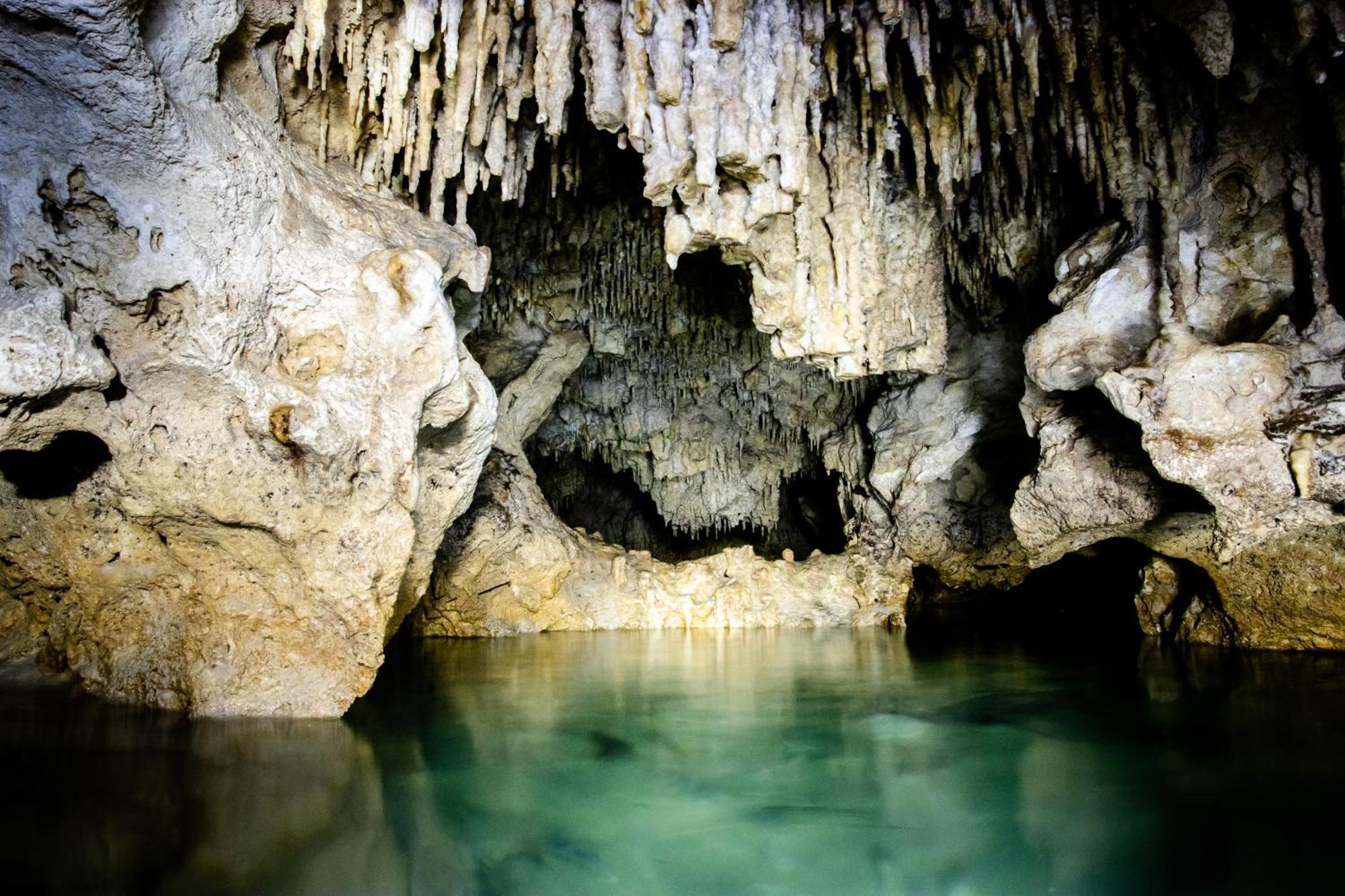 Hotel Casa Tortuga Tulum - Cenotes Park Inclusive ภายนอก รูปภาพ Cenote